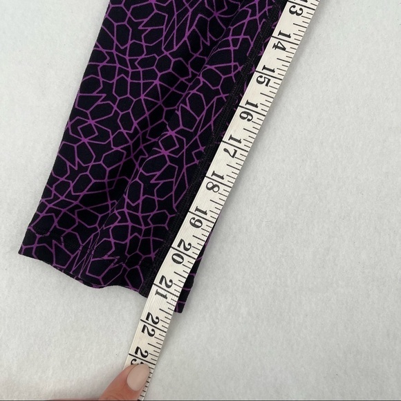 NIKE Womens Dri-Fit Running Training Capri Pant Black/Purple Starglass sz: Small - Picture 6 of 8
